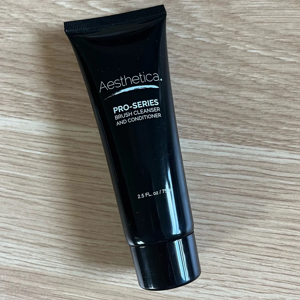 Aesthetica Pro Series Brush Cleanser and Conditioner